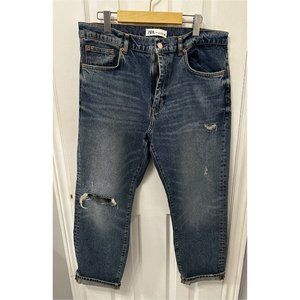 ZARA MOM FIT RIPPED JEANS